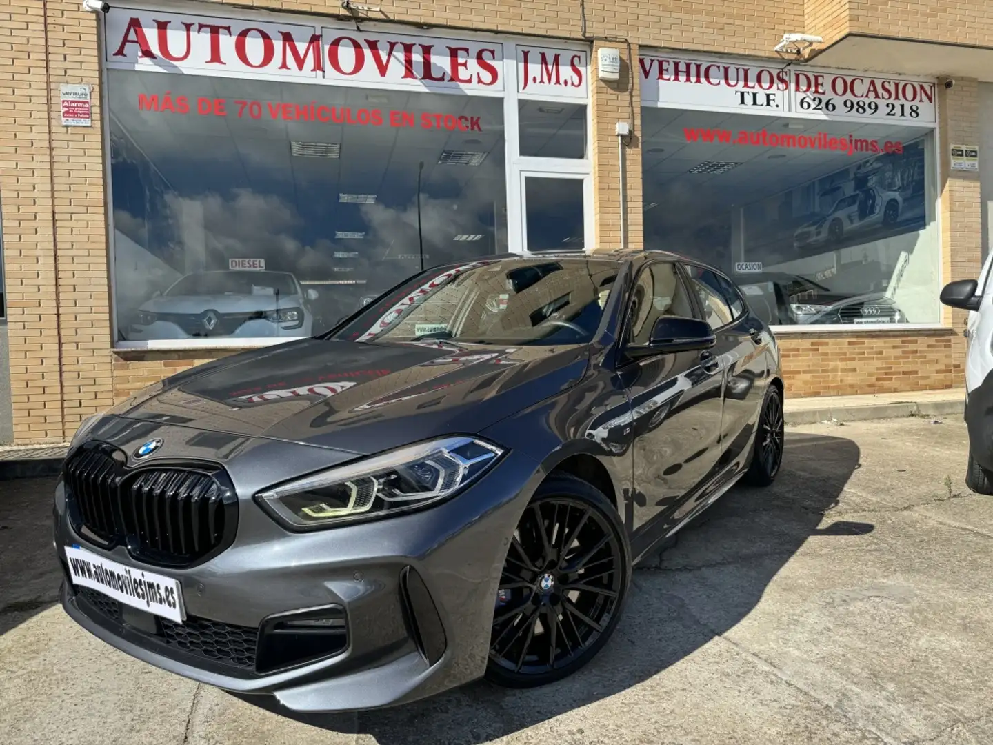 BMW 120 120dA xDrive (4.75) Gris - 1