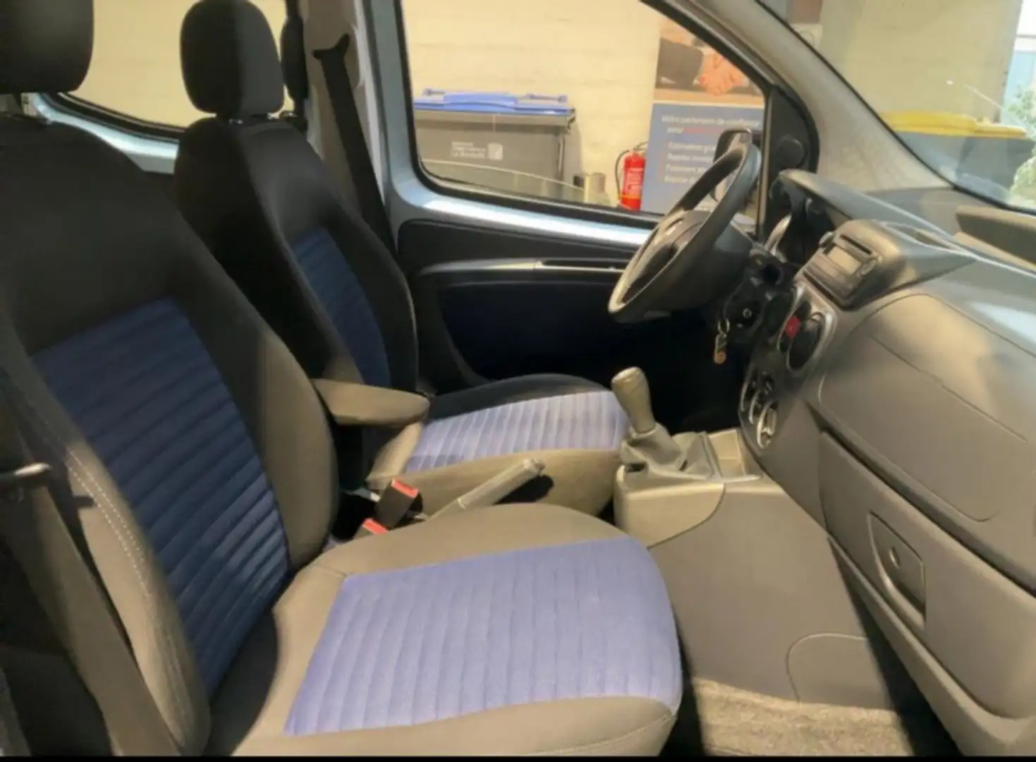 Fiat Qubo 1.3 MULTIJET 16V 75CH DPF S\u0026S DYNAMIC Bleu - 2