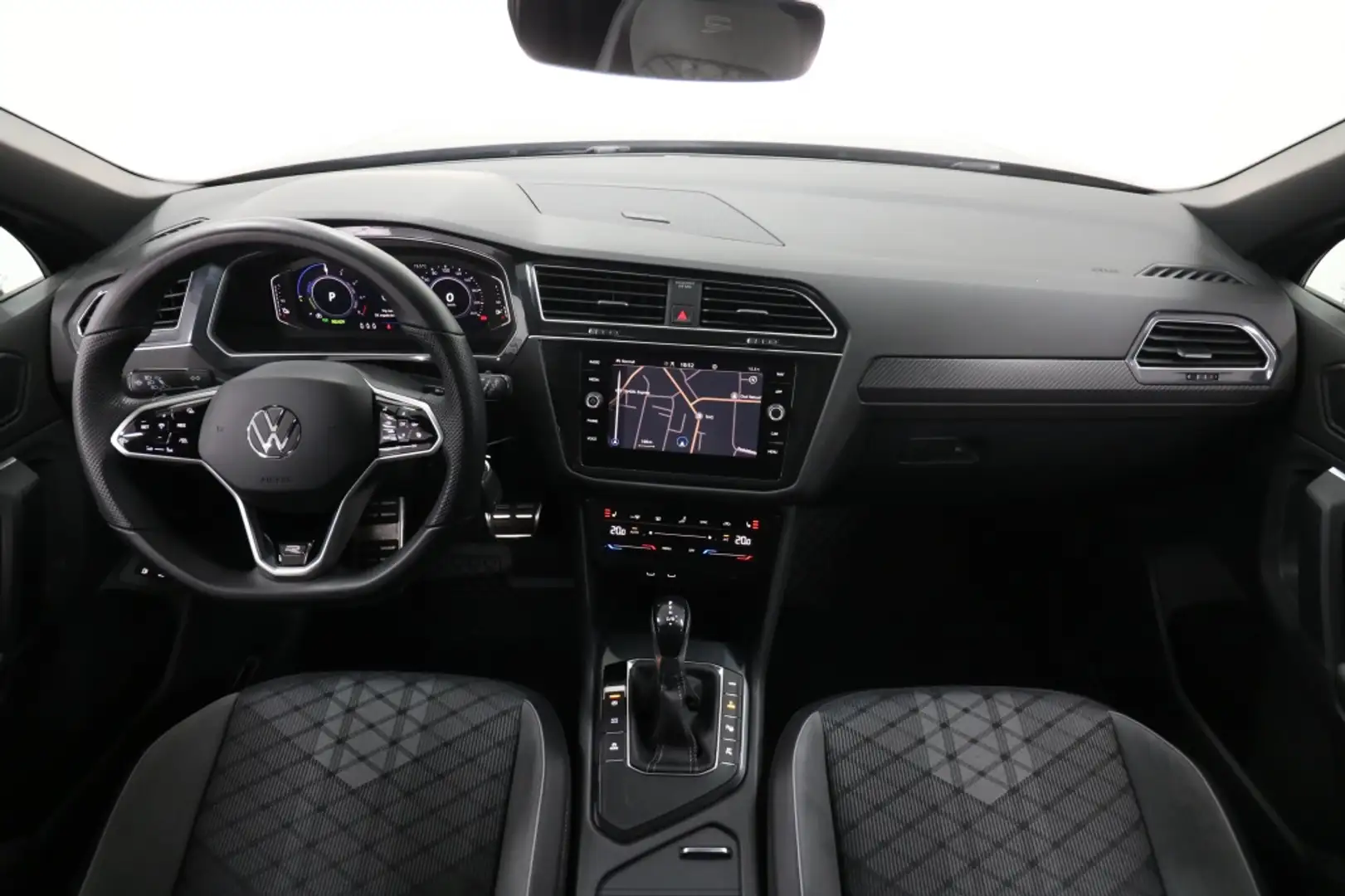 Volkswagen Tiguan 1.4 TSI eHybrid R-Line Bns (Automaat) Grijs - 2