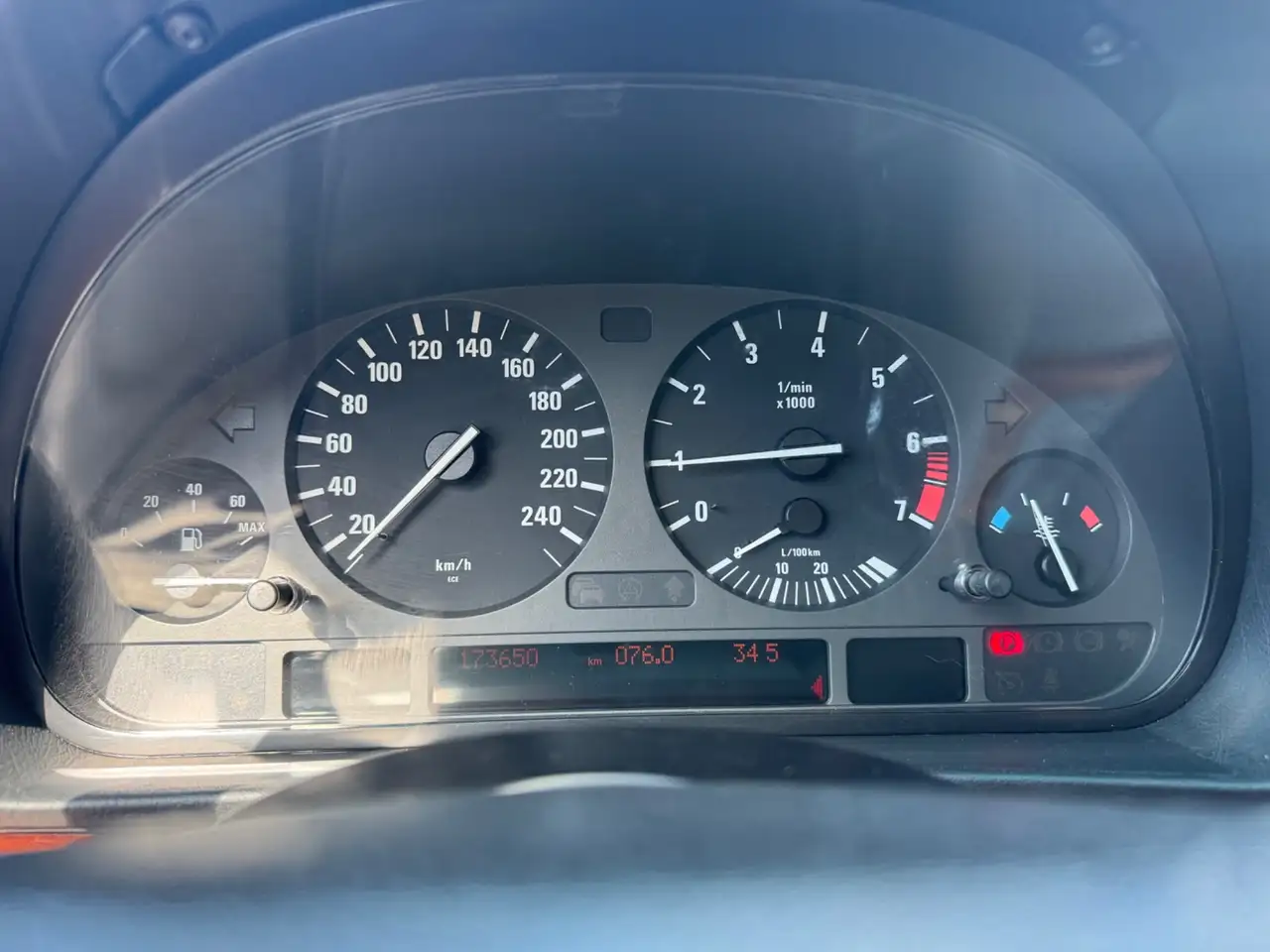 BMW 728i 24V cat, foto 12