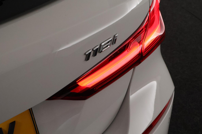 BMW 118 1-serie 118i 136pk Business Edition Plus Trekhaak — photo 36