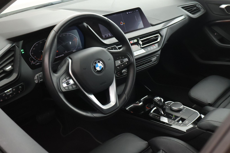 BMW 118 1-serie 118i 136pk Business Edition Plus Trekhaak — photo 3