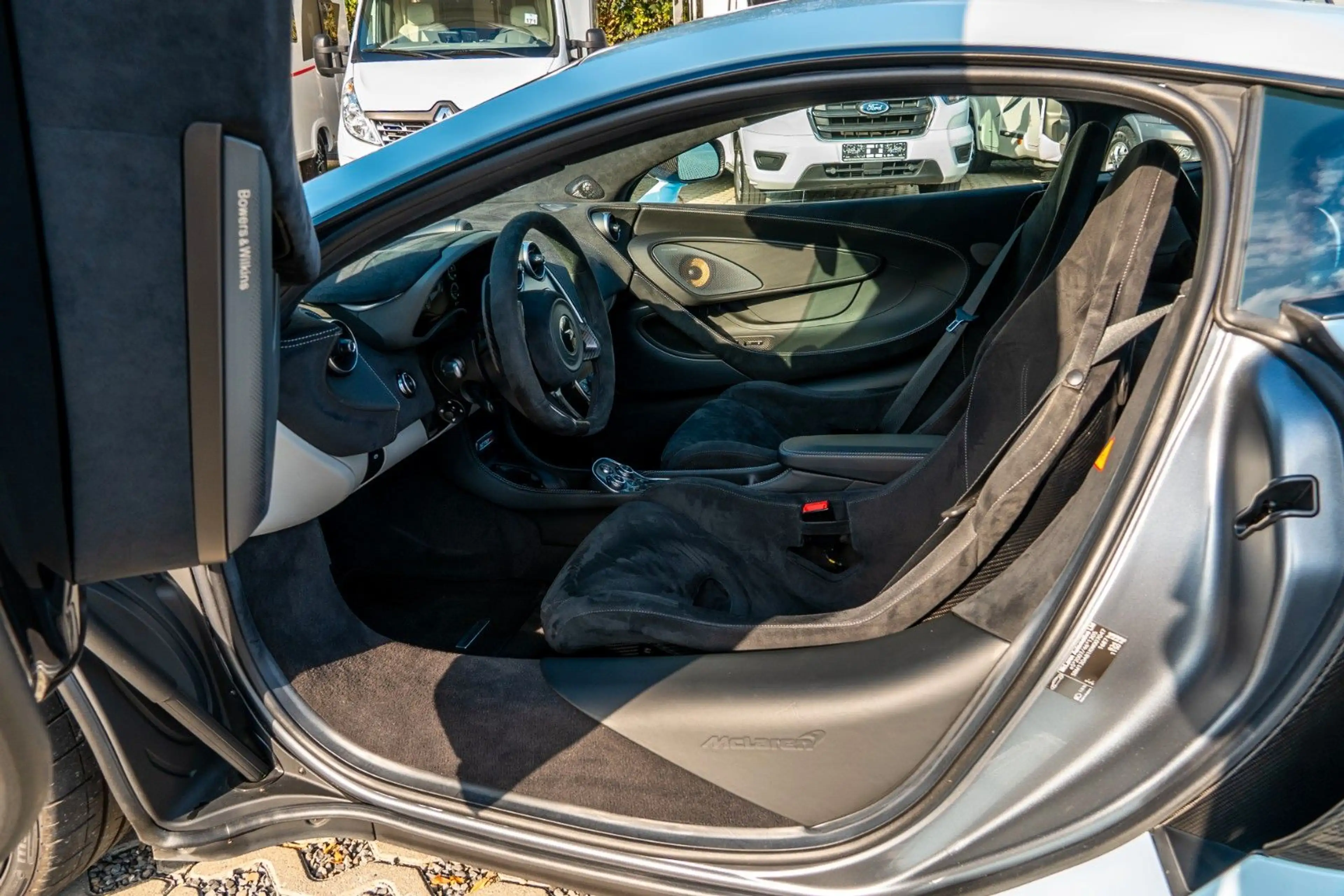 McLaren 570S *Garantie*inspektion NEU*VOLLAUSSTATTUNG — photo 12