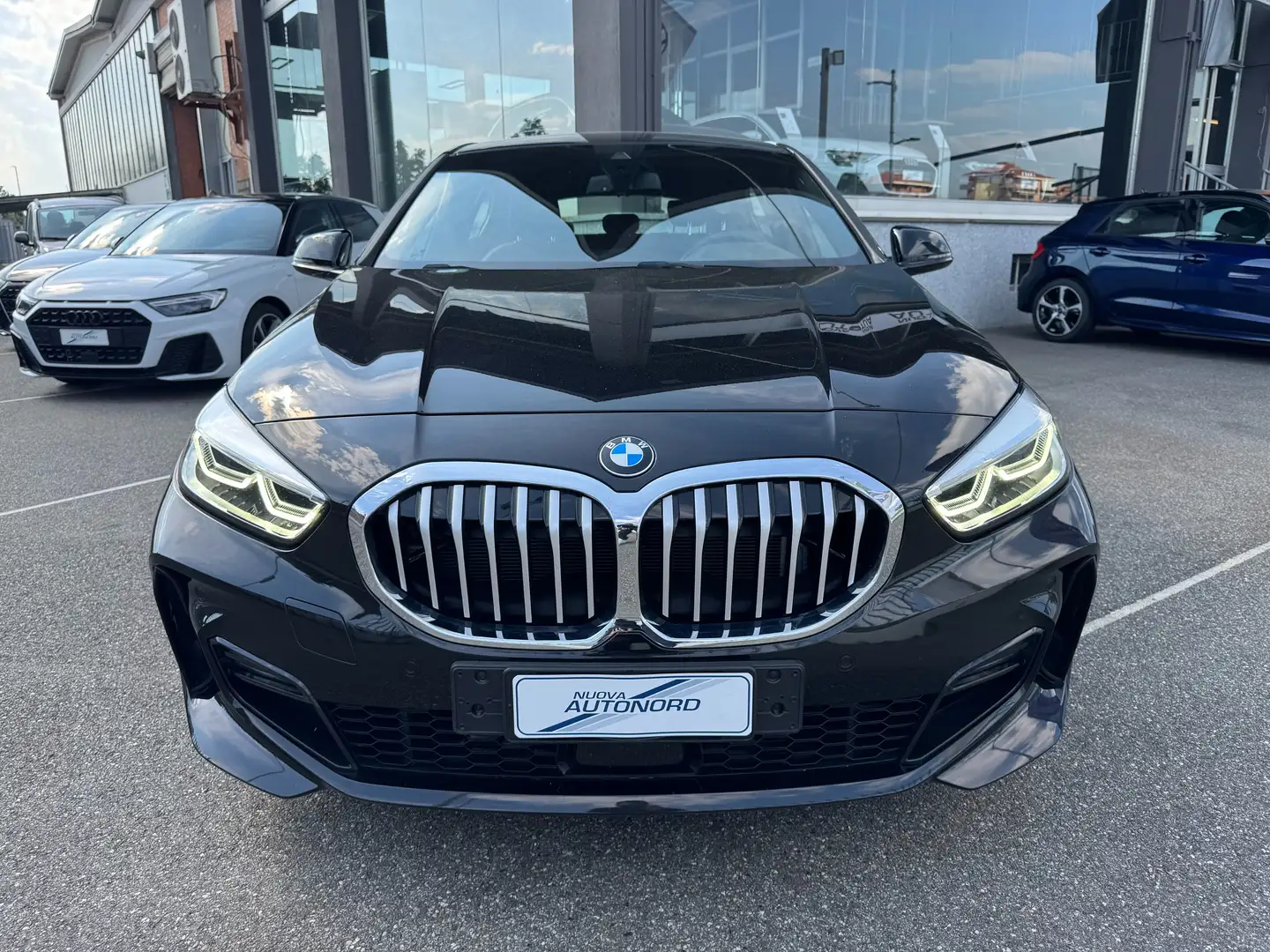 BMW 118 118d Msport auto Schwarz - 2