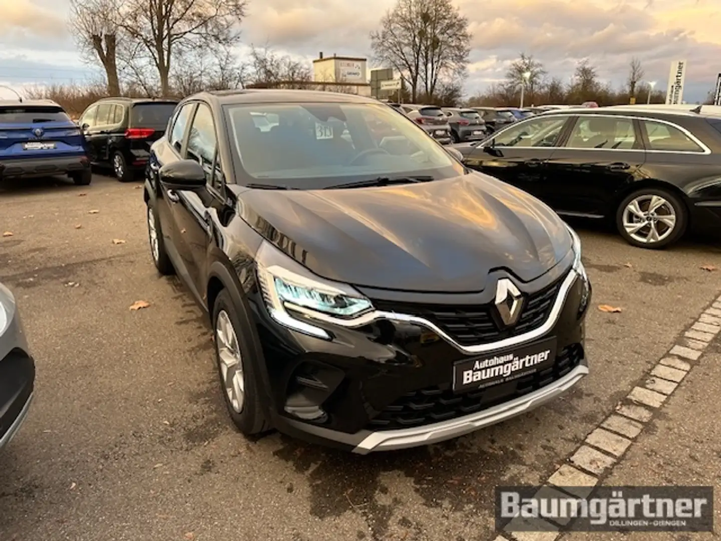 Renault Captur Equilibre TCe 140 EDC Mild Hybrid PDC/Sitzh. Schwarz - 2