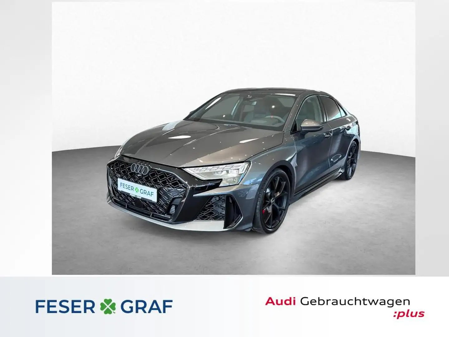 Audi RS3 Limousine 400 PS S tronic *Pano*Matrix-LED* Grijs - 1