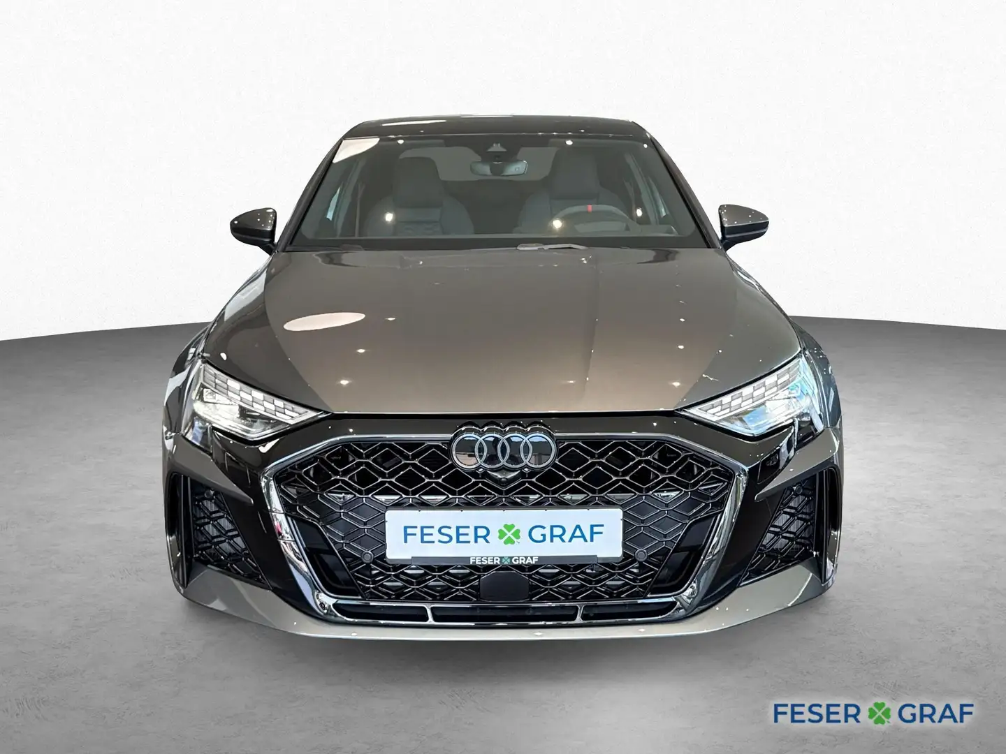 Audi RS3 Limousine 400 PS S tronic *Pano*Matrix-LED* Grau - 2