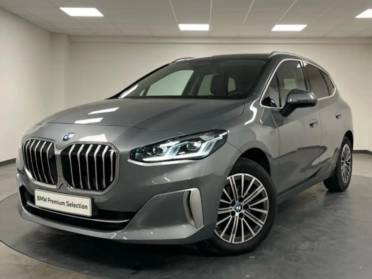 BMW 218