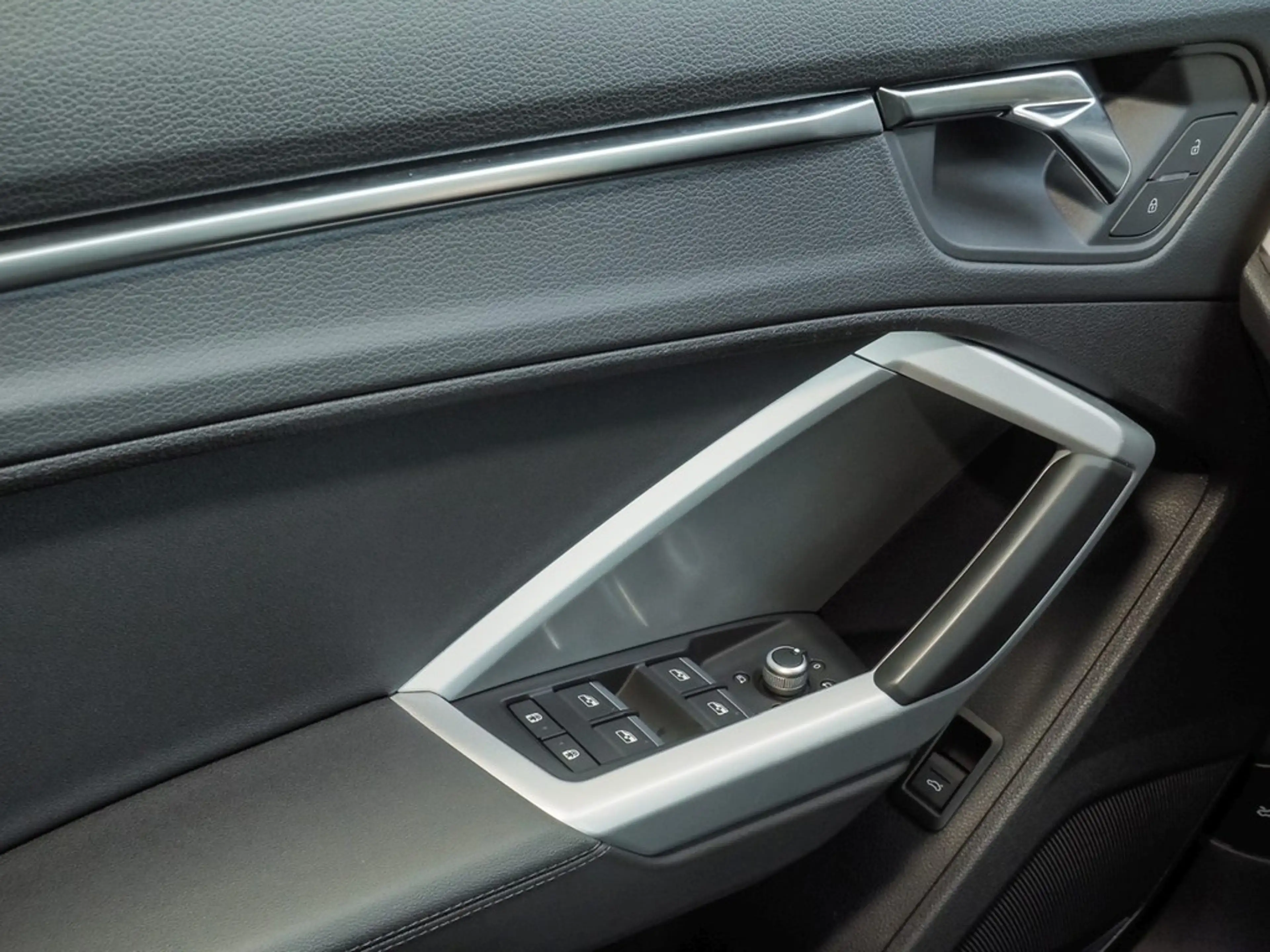 Audi Q3 40 TDI quattro S line AHK*NAVI*VIRTUAL*R-CAM*LE... — photo 17