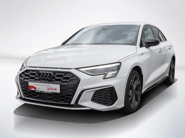Audi A3 45 TFSI e S line Gra PDC+ LED Sportsitze 18 Zoll