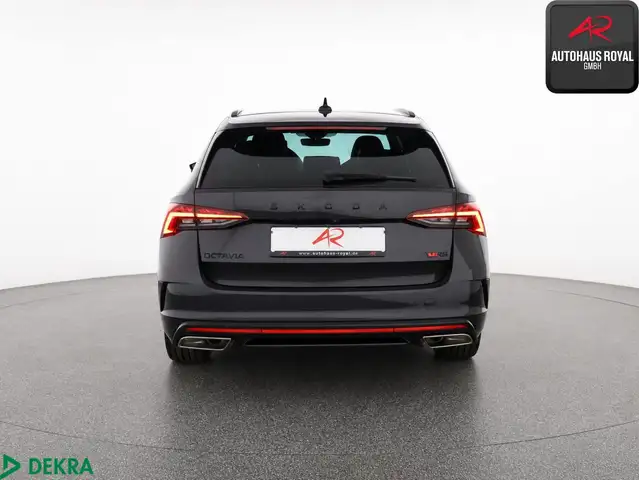Skoda Octavia view 4
