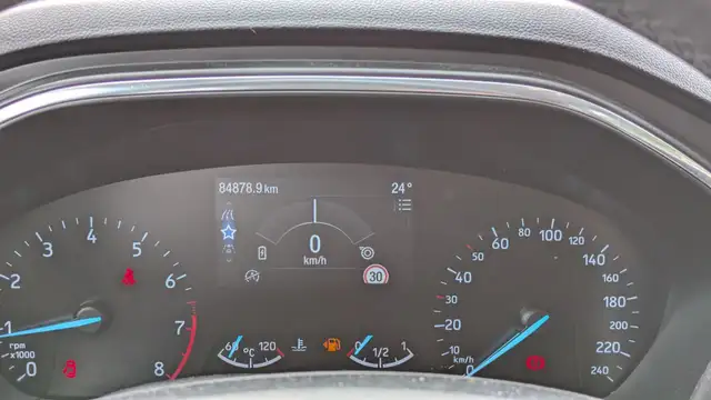 Ford Focus view 10