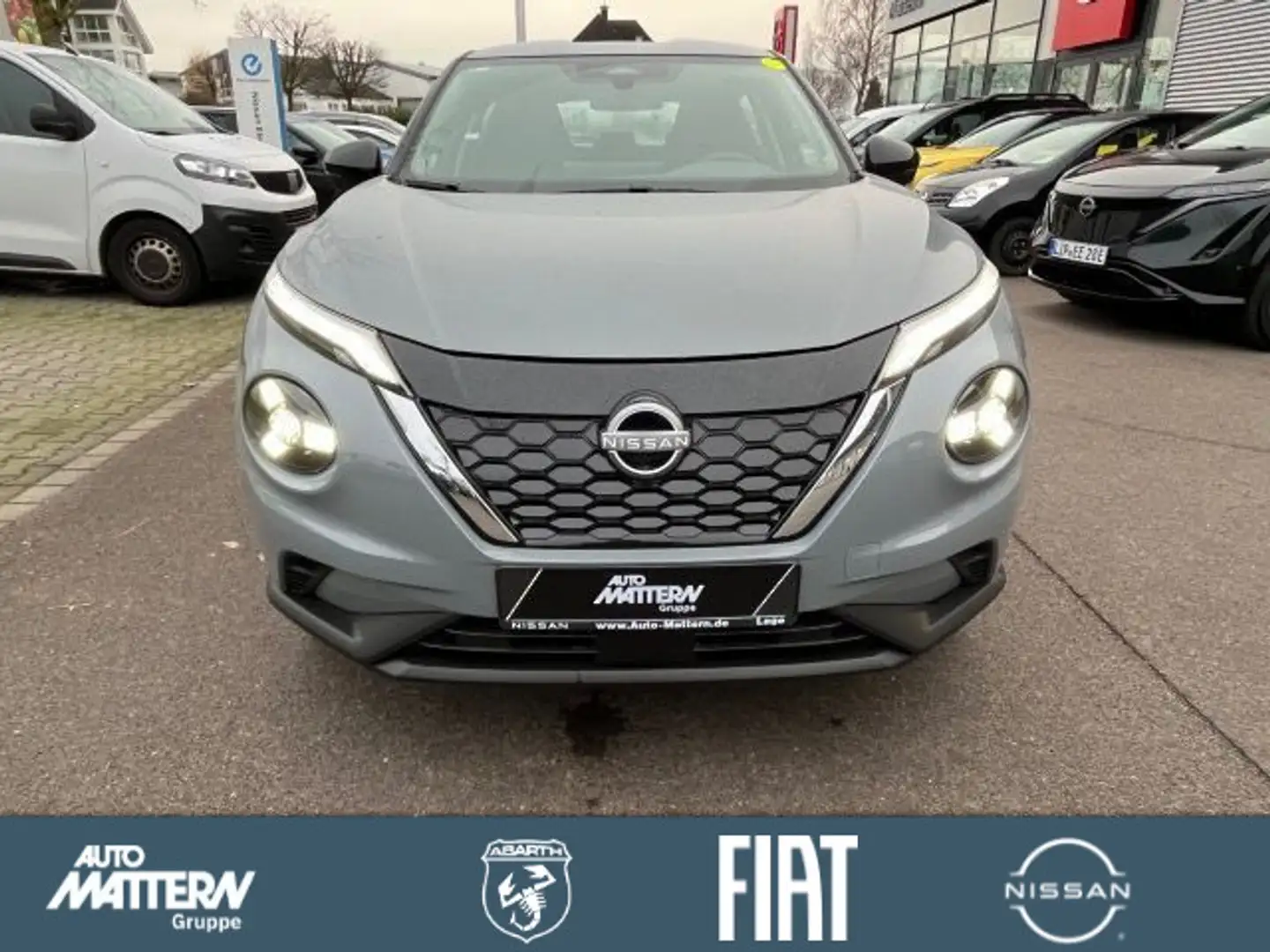 Nissan Juke 1.6 Hybrid Acenta,LED,CarPlay,DAB,Fern.Assi Grijs - 2