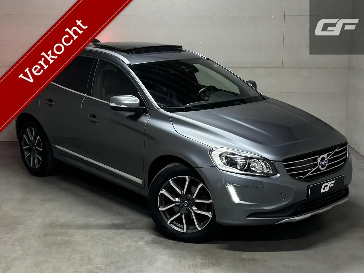 Volvo XC60 2.4 D5 AWD Grijskenteken Pano Leer ACC Memory Trek Grigio - 2