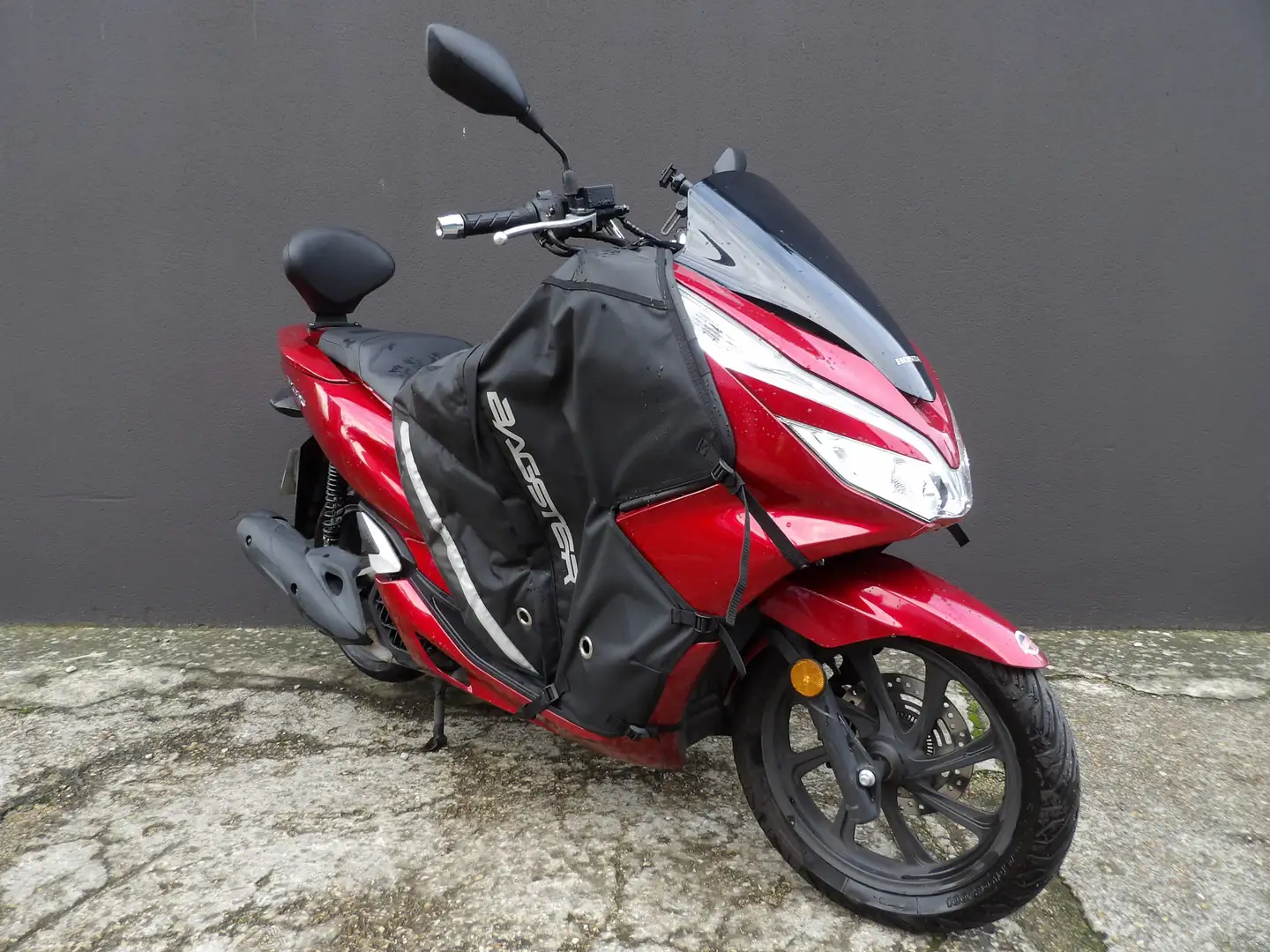 Honda PCX 125 Rouge - 2