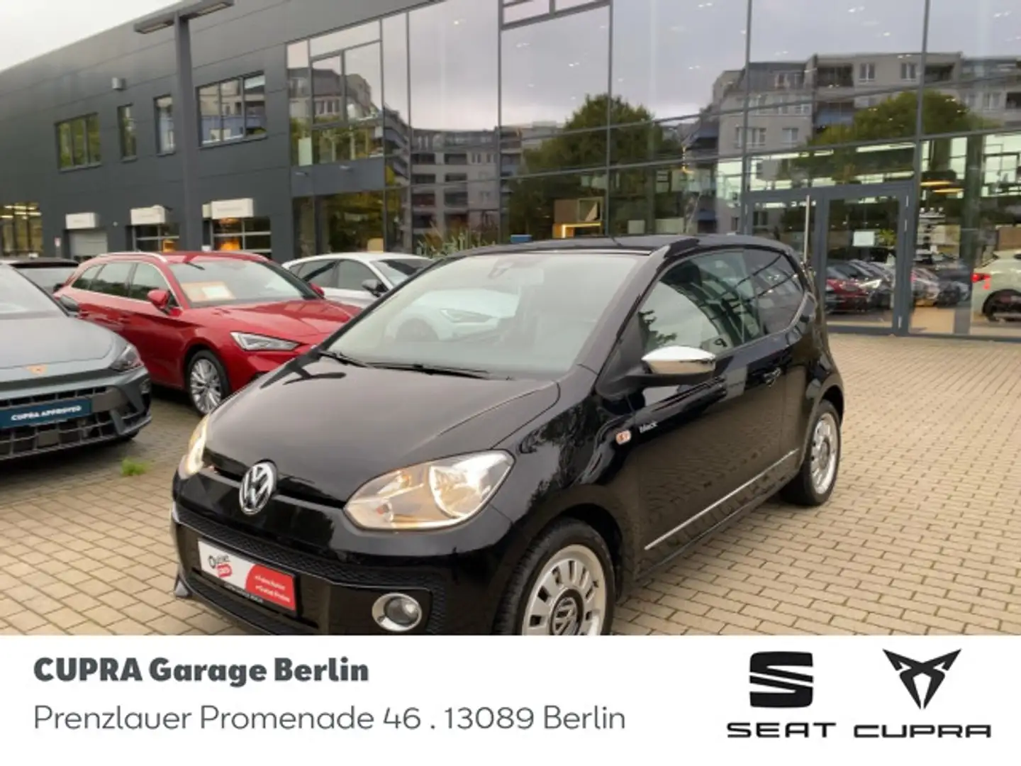 Volkswagen up! 1.0 black Klima Radio Pano Navi SHZ PDC Nero - 1