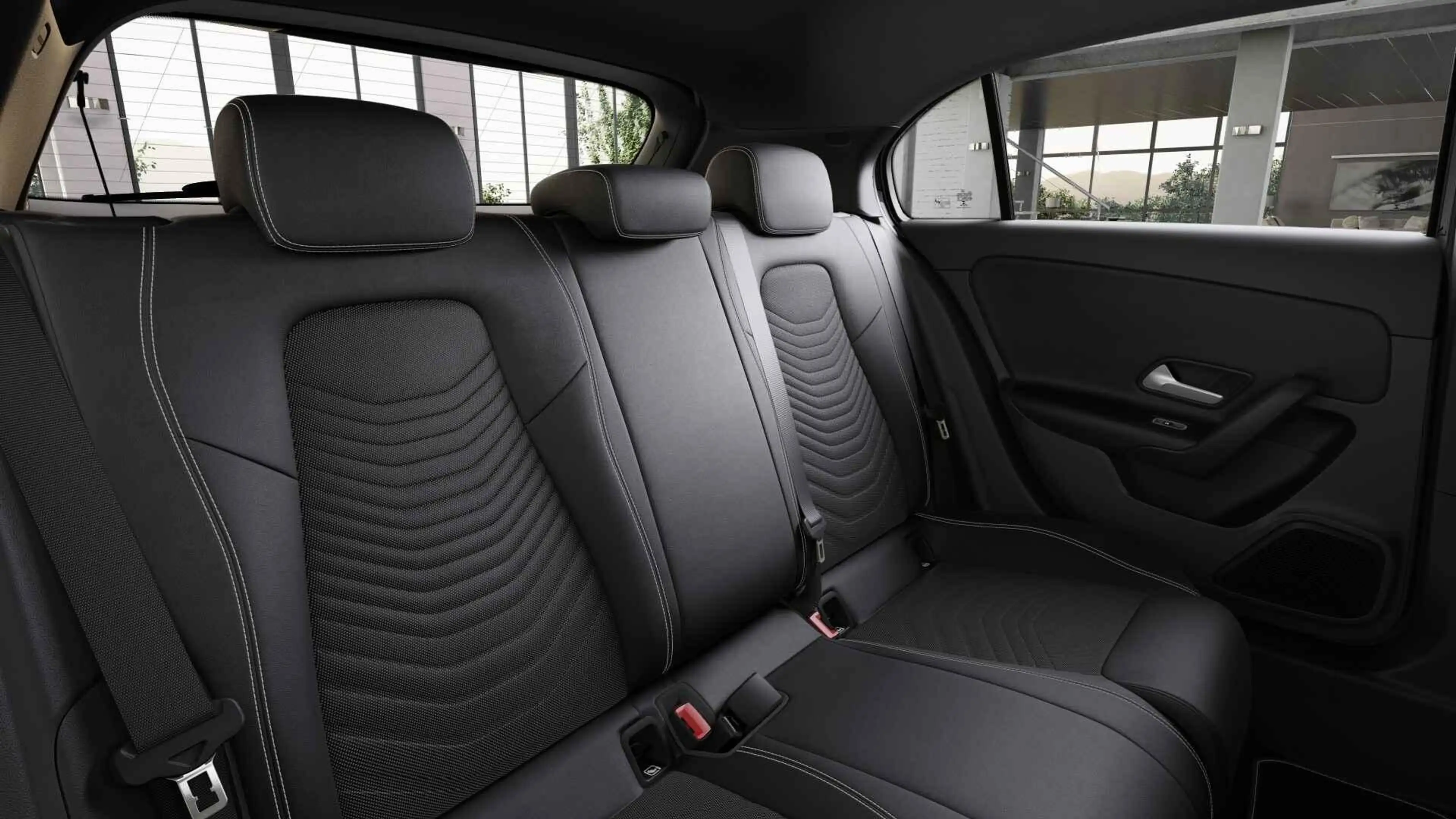 Mercedes-Benz A 180 Essential Line — photo 11
