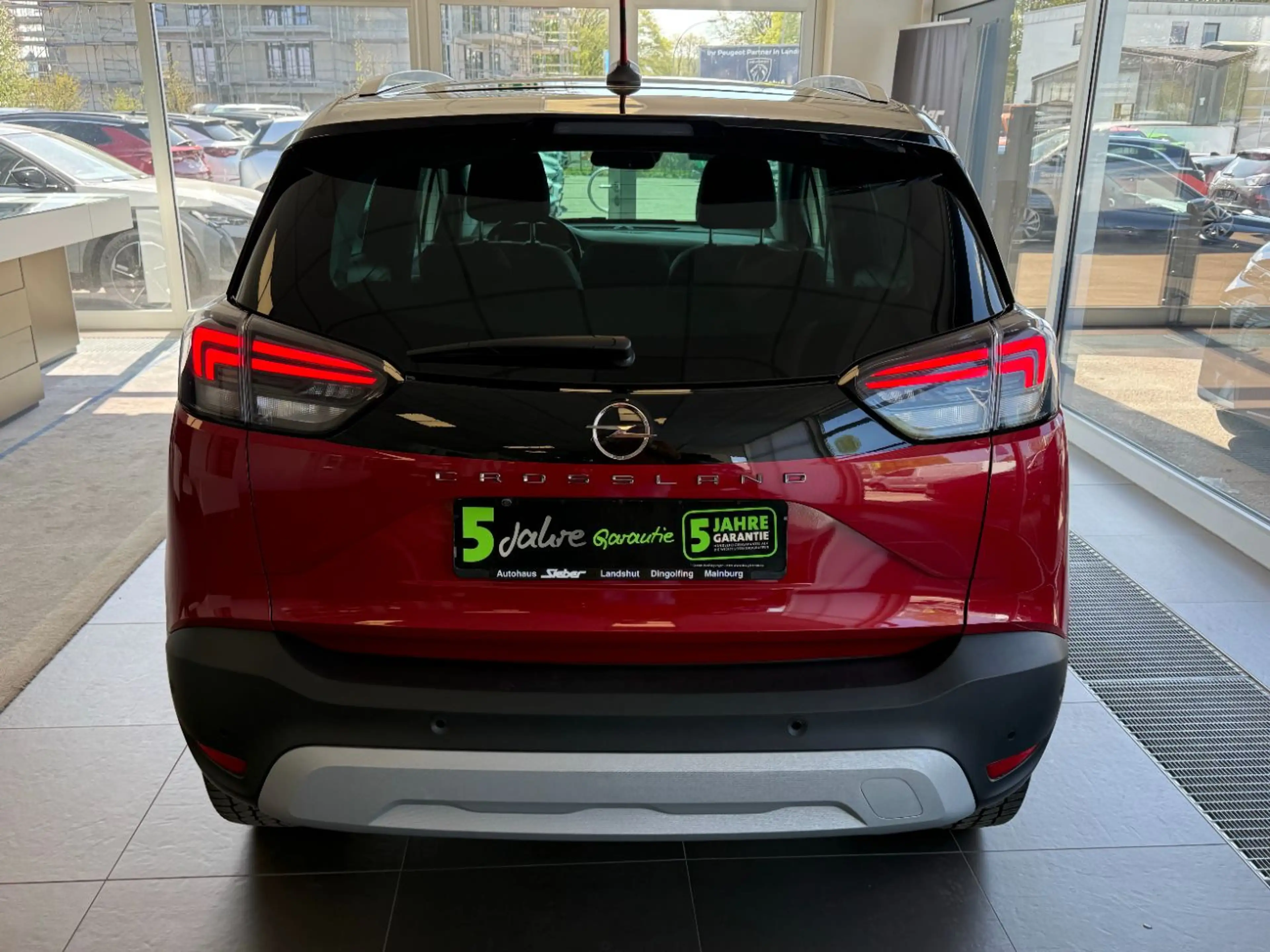 Opel Crossland 1.2 Turbo Elegance — photo 6
