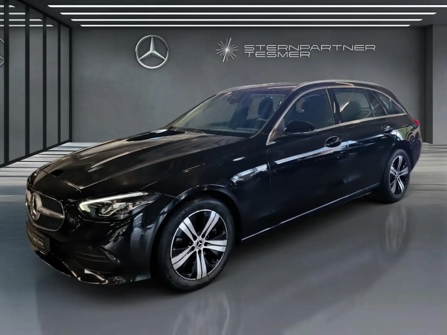 Mercedes-Benz C 220 d T AVANTGARDE+SHZ+KAMERA+LED+AMBIENTE+AHK Schwarz - 2