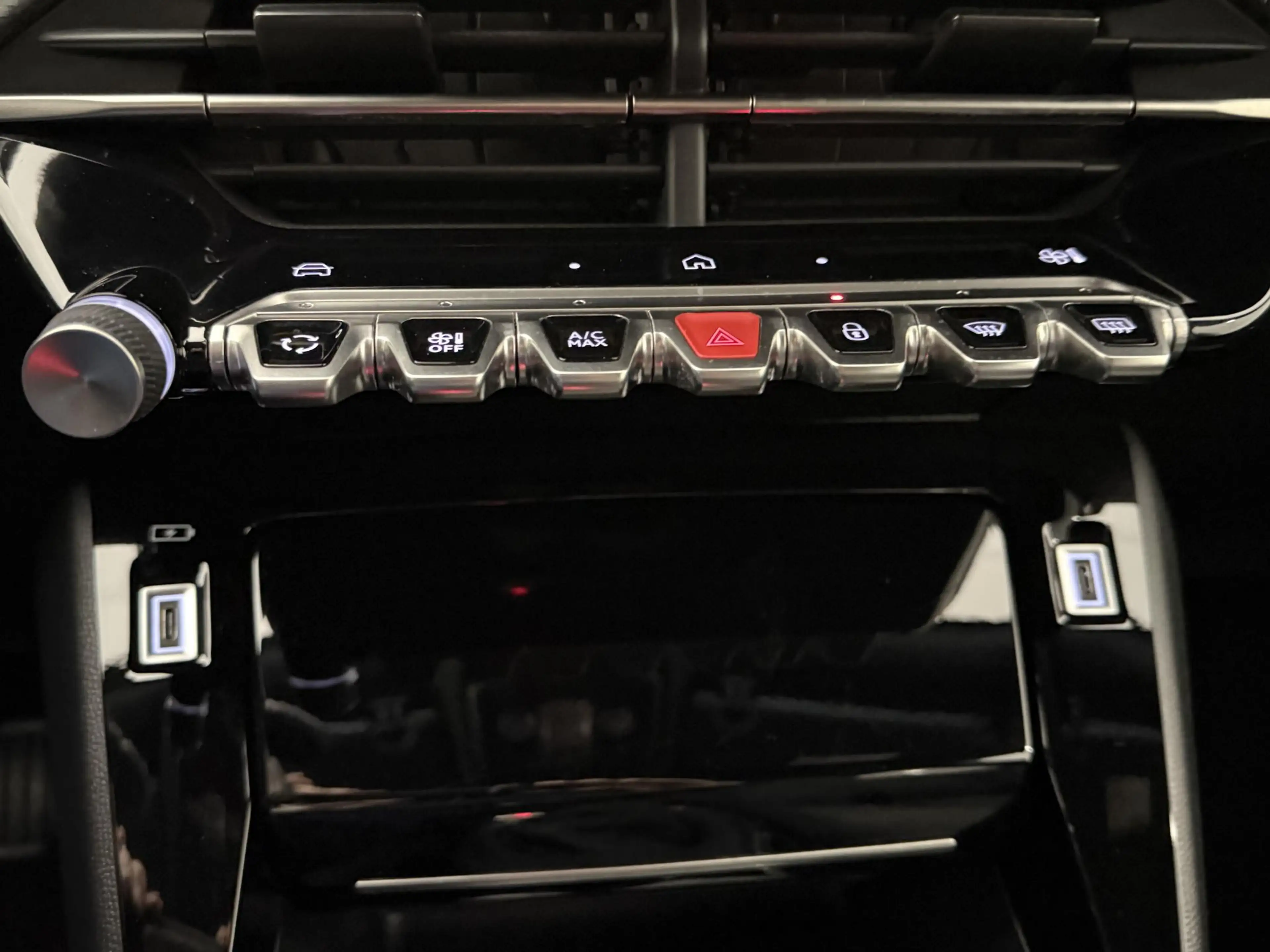 Peugeot 2008 1.2 PureTech 100 Allure | Keyless Entry | Navigati — photo 15