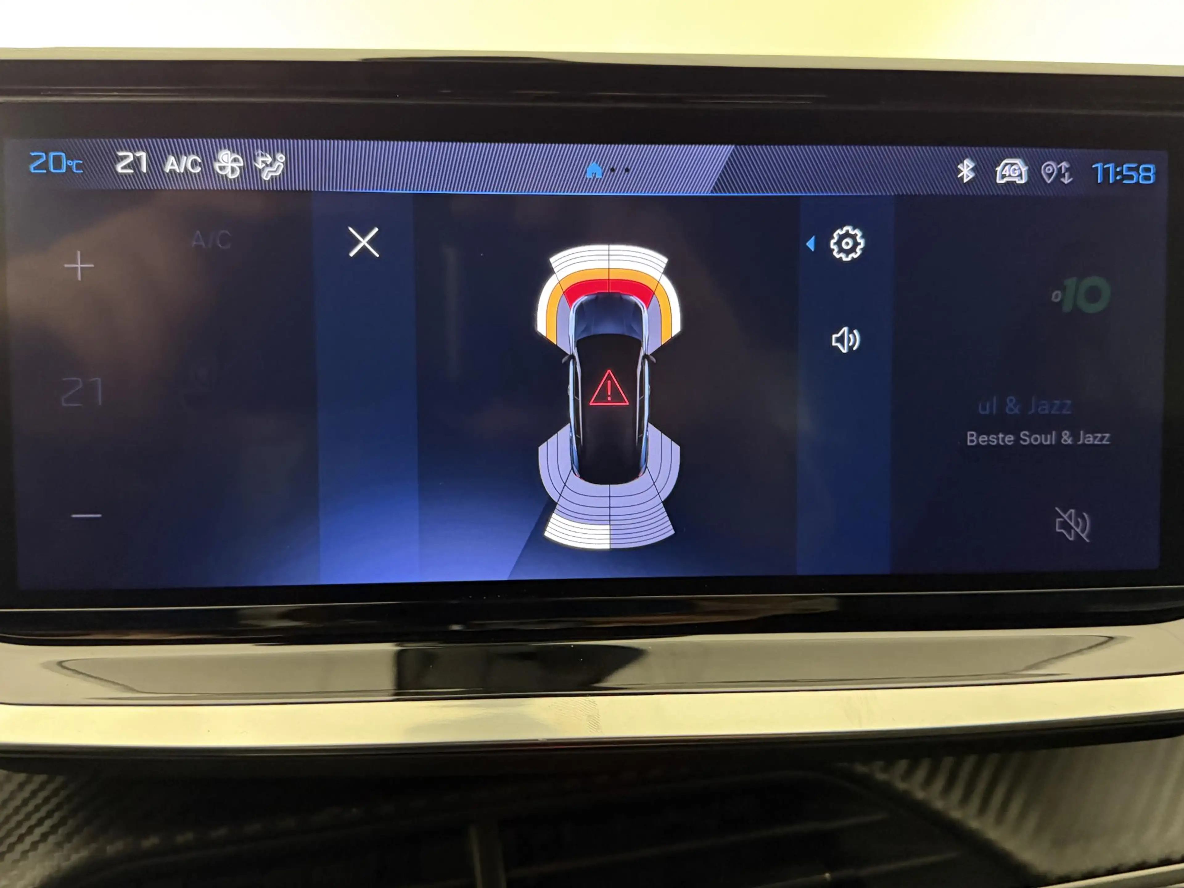 Peugeot 2008 1.2 PureTech 100 Allure | Keyless Entry | Navigati — photo 10