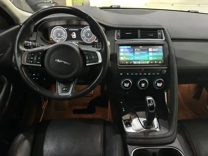 Jaguar E-Pace E-PACE AWD /Apple CarPlay /MEMORY / Standheizung – Foto 15