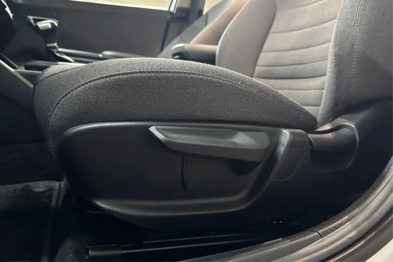 Kia K4 снимка Kia K4