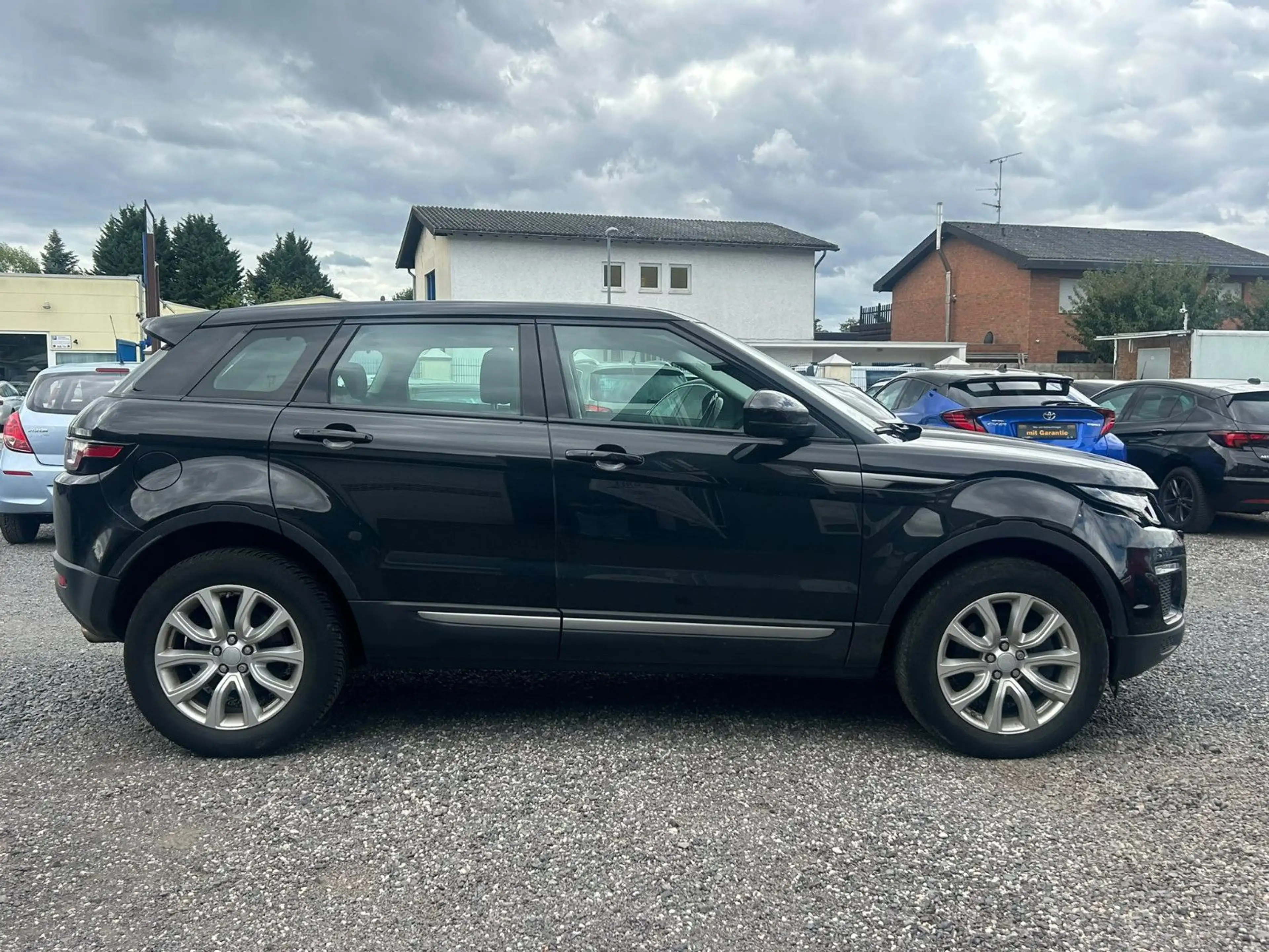 Land Rover Range Rover Evoque SE*Automatik*Volleder*UNFALL* — photo 11
