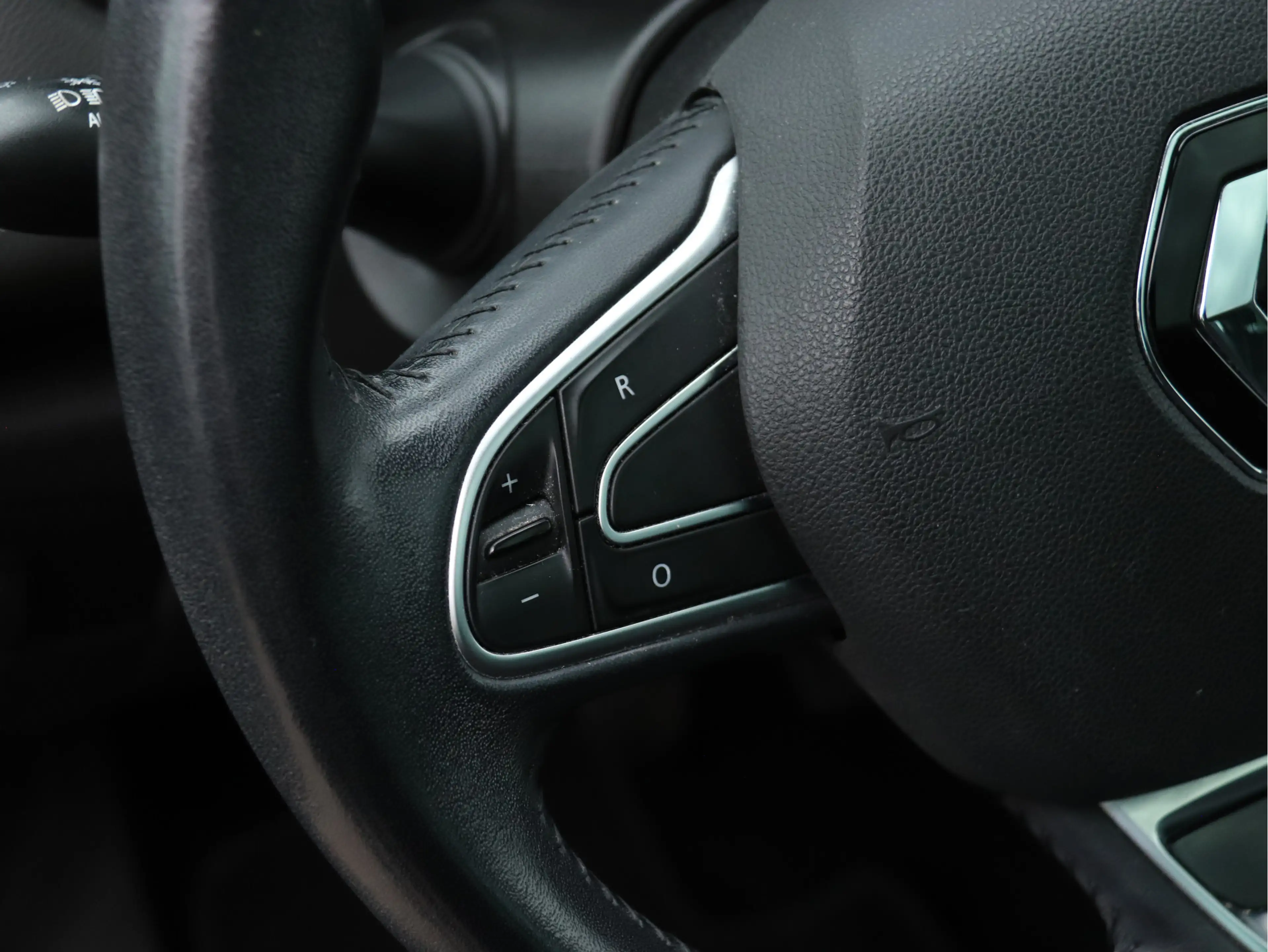 Renault Grand Scenic 1.3 TCe Intens PANO / NAVI / CRUISE / ECC — photo 12