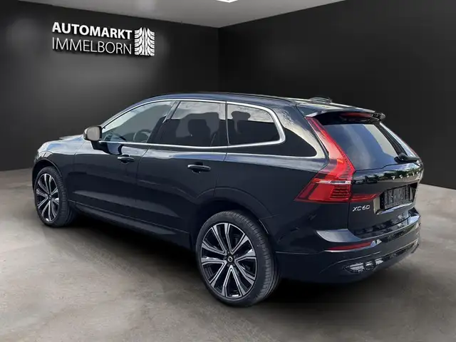 Volvo XC60 view 5