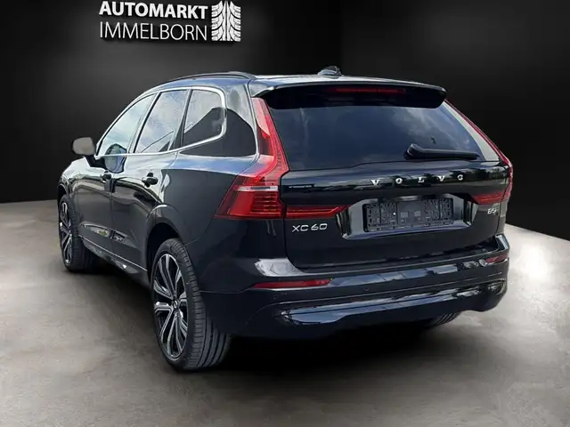 Volvo XC60 view 10