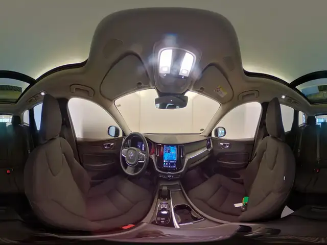 Volvo XC60 view 13