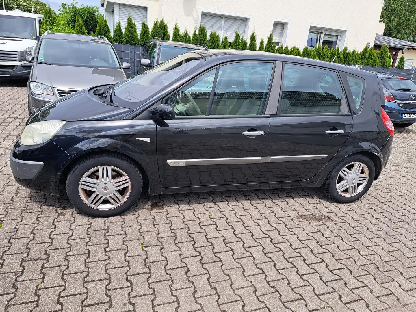 Renault Scenic * Automatik - Klimaanlage - Tüv 10/2025 * Schwarz - 1