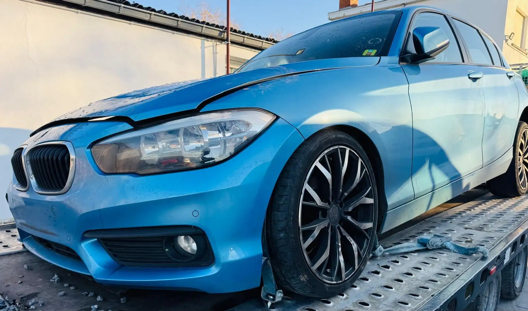 BMW 116 JOY Edition AdBlue (EU6c) Blau - 1