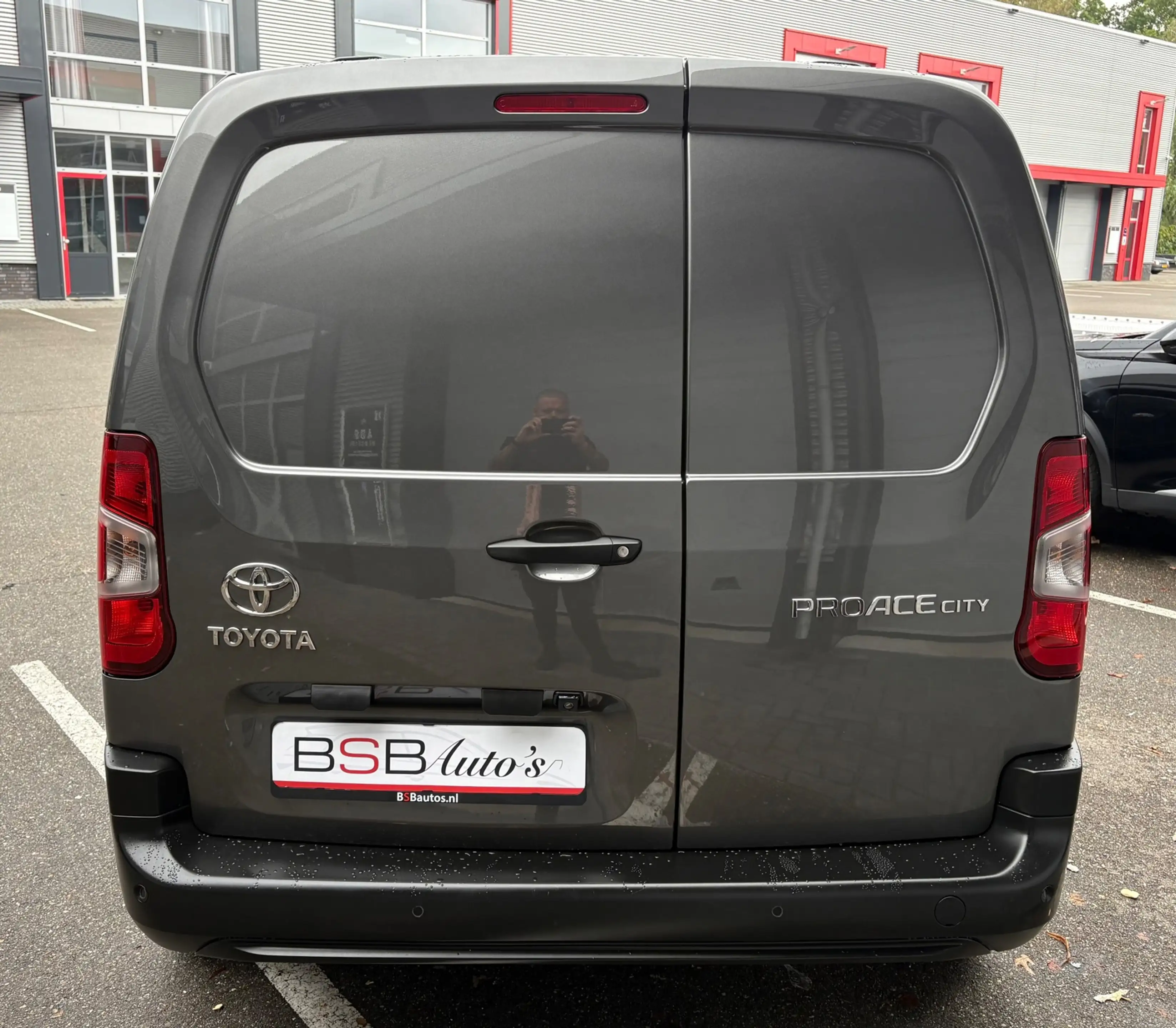 Toyota Proace City 1.2 Turbo Prof Automaat 130 Pk Navi Cruise Pdc A.c — photo 5