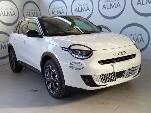 Fiat 600 1.2 Hybrid 145cv La Prima