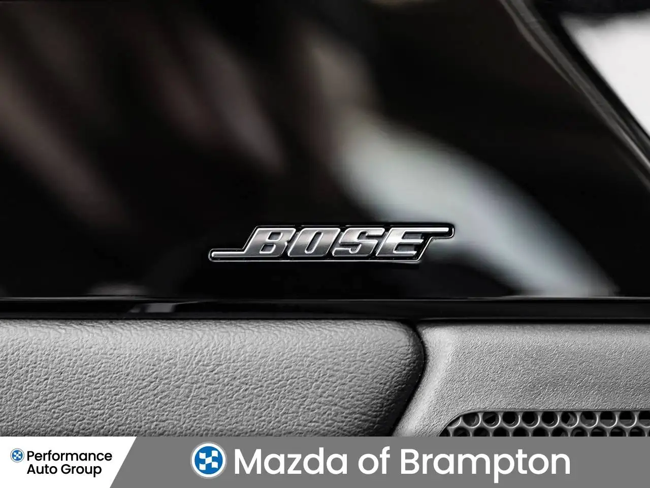 Mazda CX-30 photo Mazda CX-30