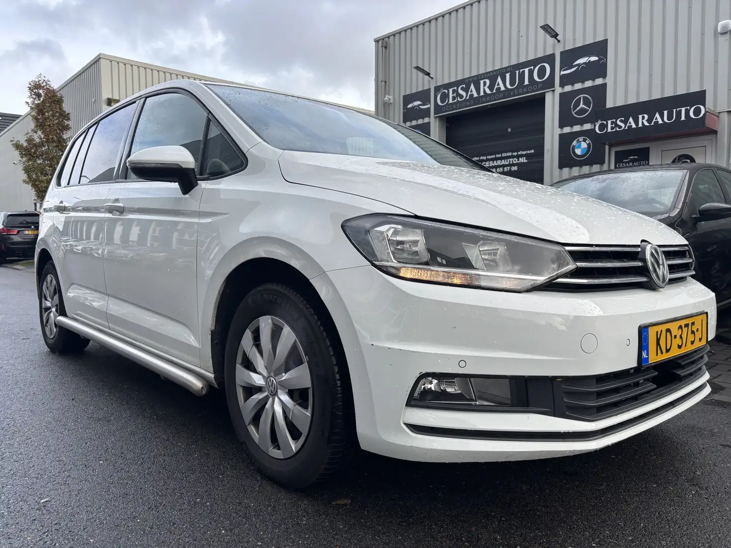 Volkswagen Touran 2.0 TDI SCR AUTOMAAT / 119 DKM / DEALER ONDERHOUDE Blanc - 1
