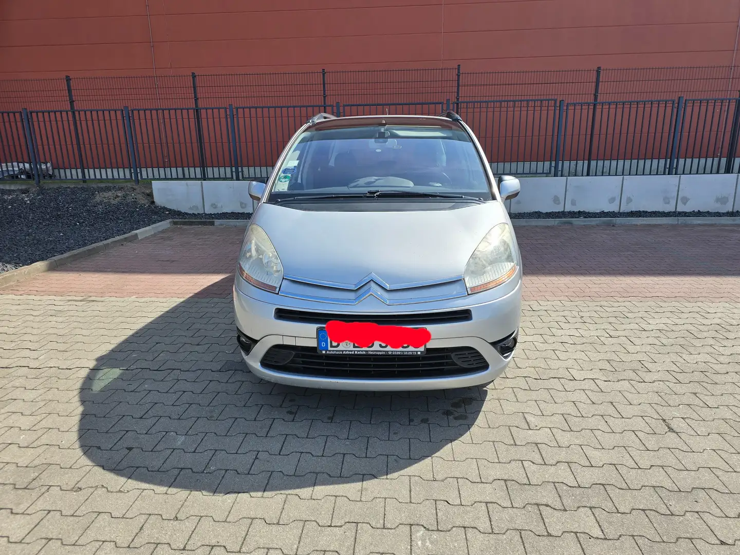 Citroen Grand C4 Picasso C4 Picasso Diesel 1.6 HDi FAP ESG6 Style Plateado - 1