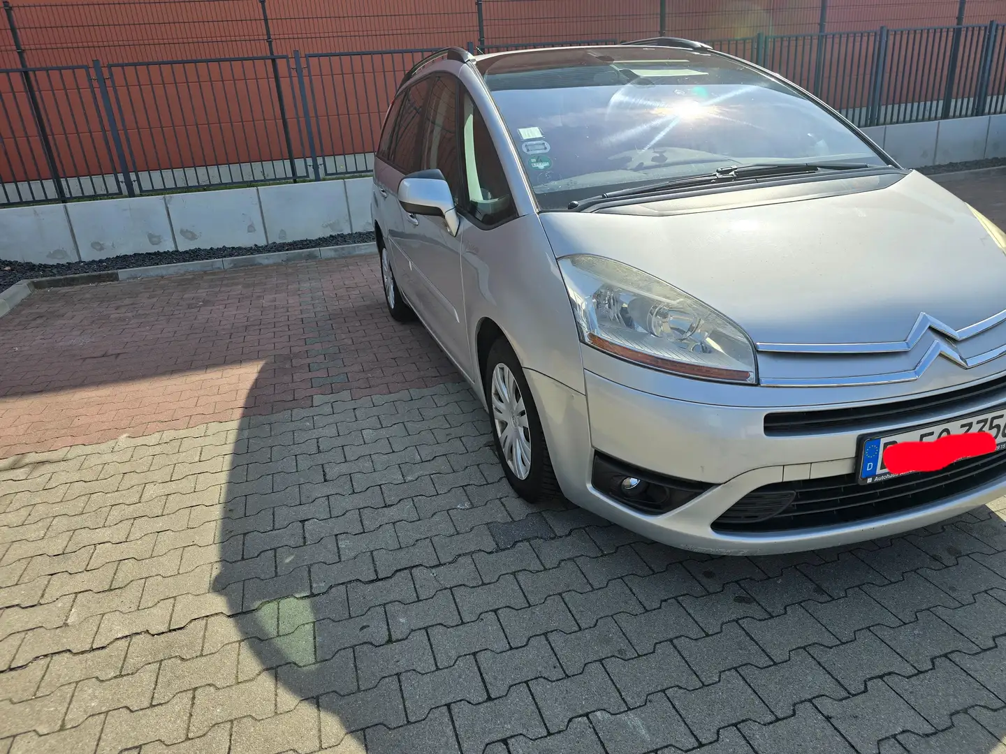 Citroen Grand C4 Picasso C4 Picasso Diesel 1.6 HDi FAP ESG6 Style Plateado - 2