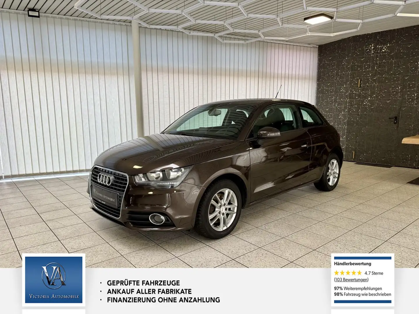 Audi A1 attraction 2 hand. Scheckheft. Bruin - 1