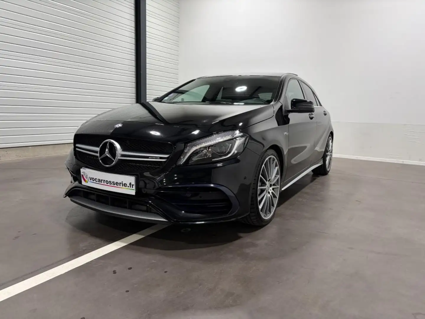 Mercedes-Benz CLASSE AMG 381 CV 4MATIC BA Чёрный - 1