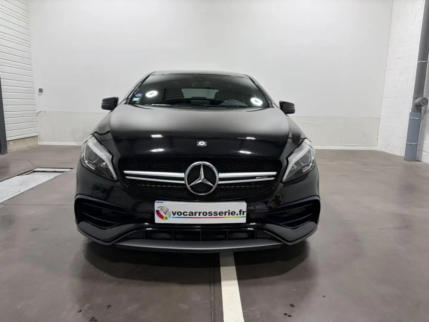 Mercedes-Benz CLASSE AMG 381 CV 4MATIC BA Чёрный - 2