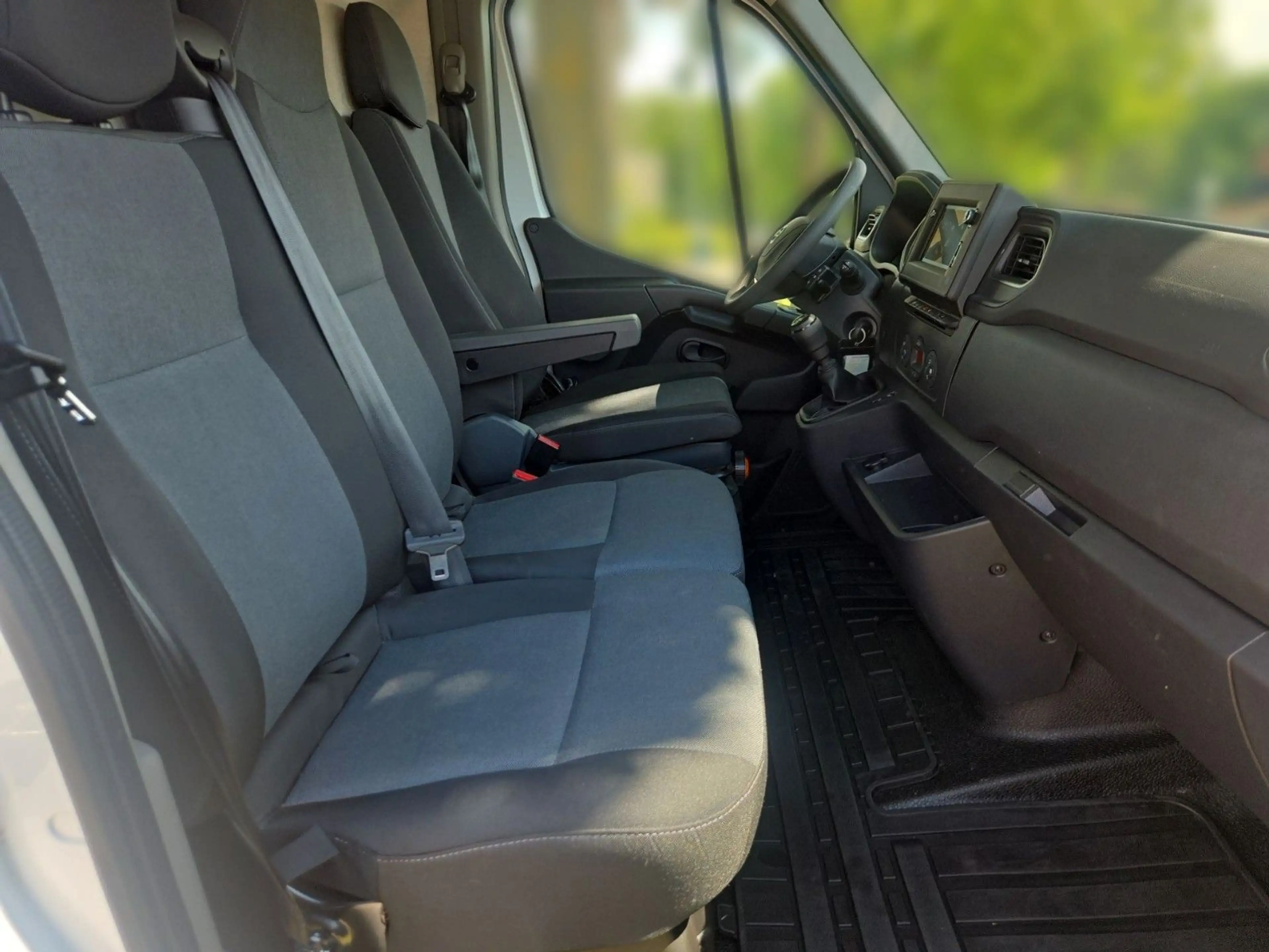 Nissan Interstar Tekna L3H2 3,5t dCi 180PS Kasten FWD 6MT Euro 6d — photo 11