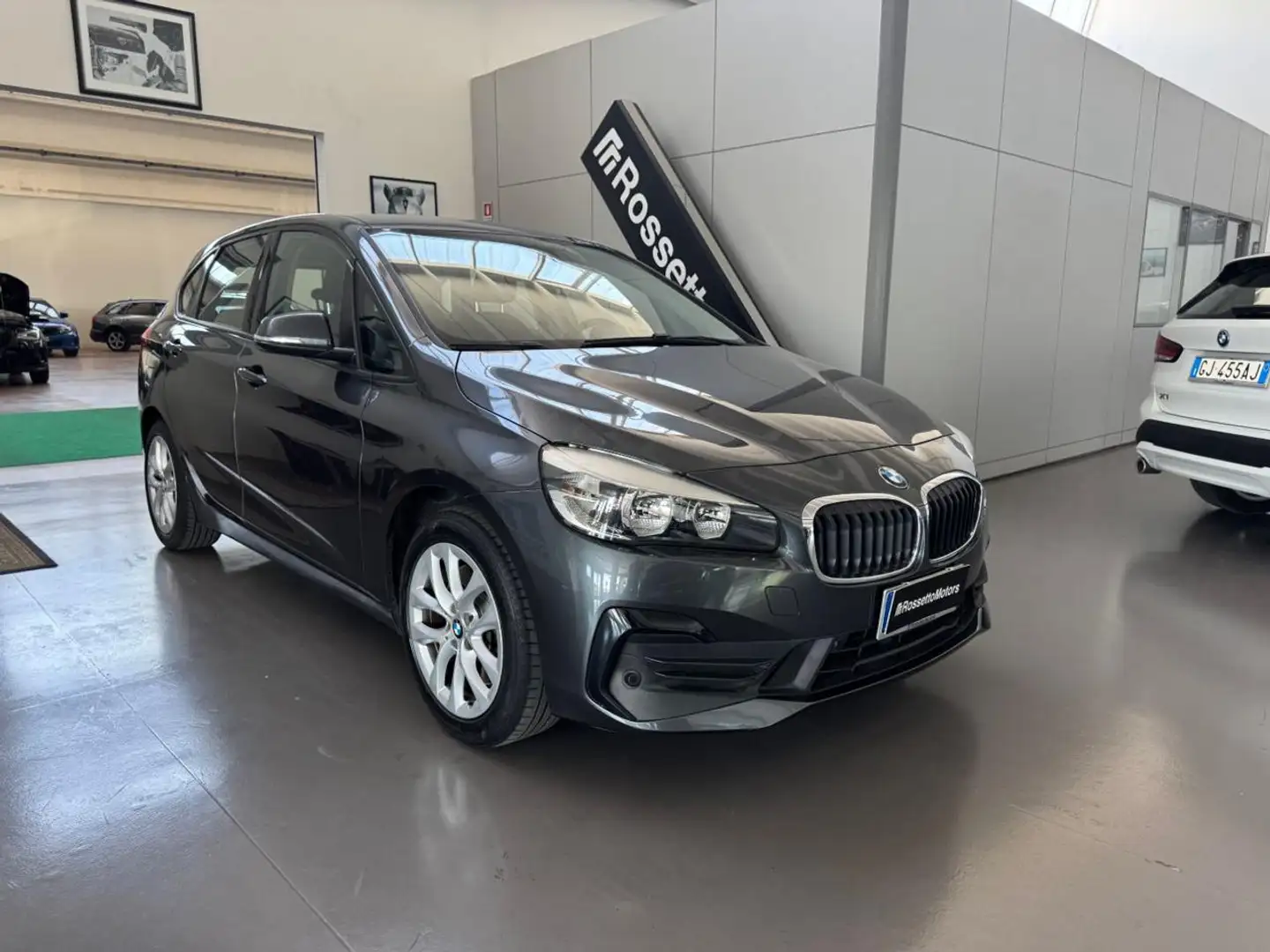 BMW 225 xe Active Tourer iPerformance Business aut. Gris - 1