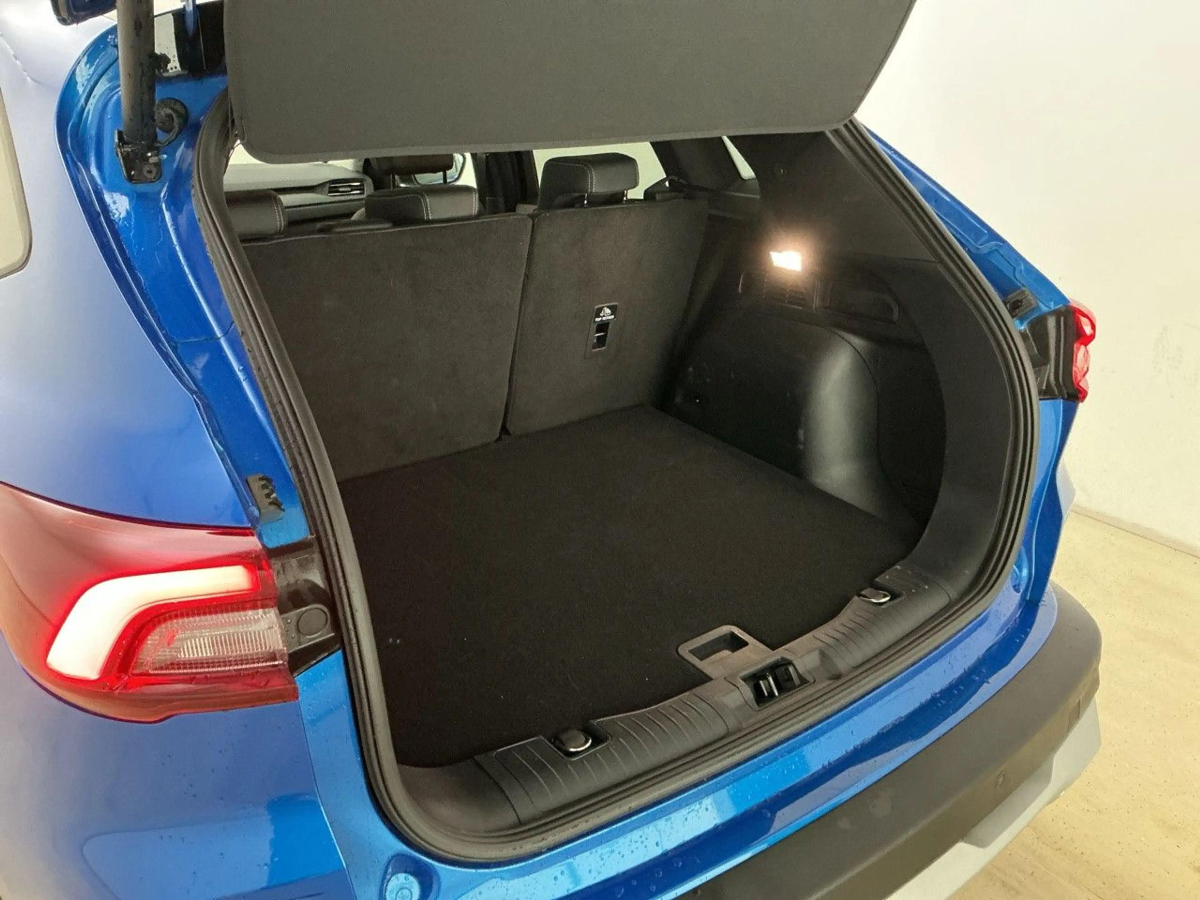 Ford Kuga Plug-In Hybrid Active X AHK AGR ACC HUD LED — photo 6