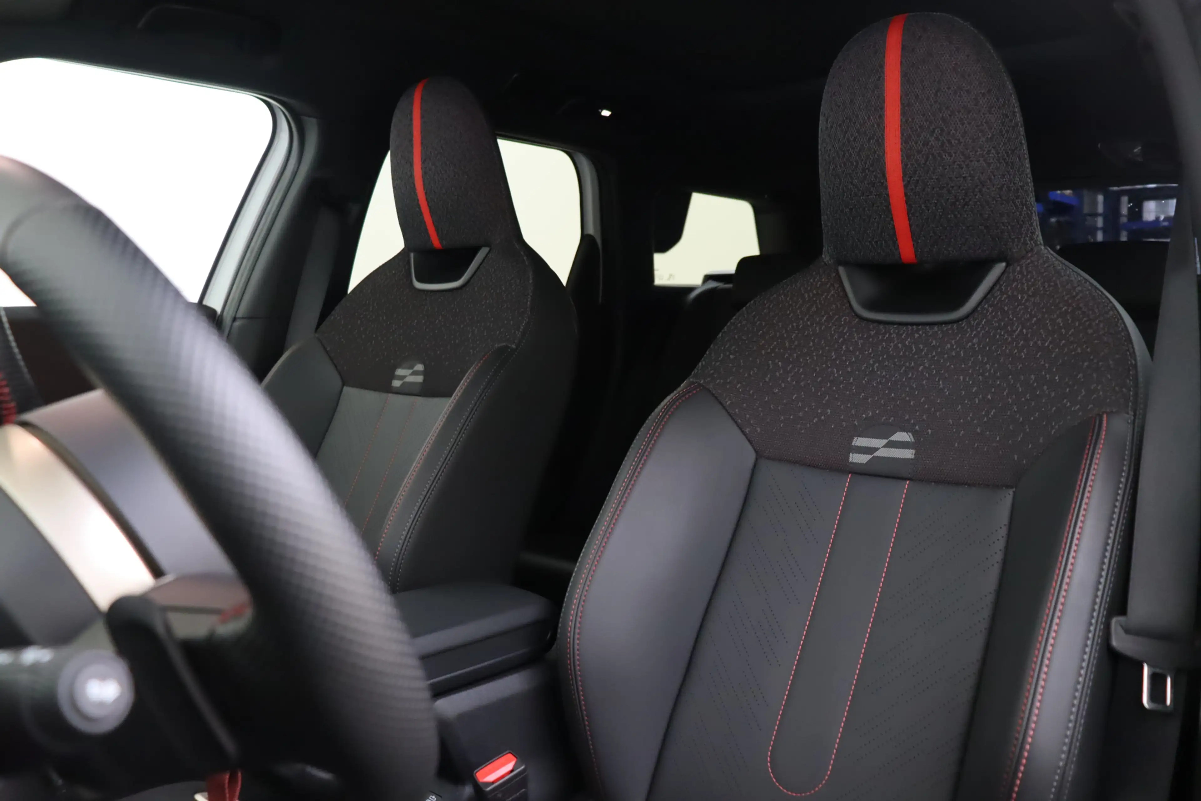 MINI Countryman SE All4 / JCW / Pakket XL / 20" John Cooper Works Flag Spo — photo 6