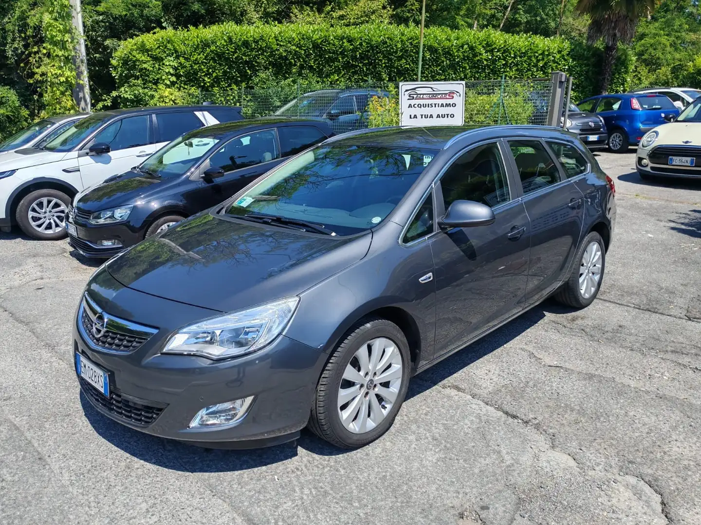 Opel Astra Astra IV 2010  Sports Tourer 1.4 t Cosmo 140cv Grau - 1