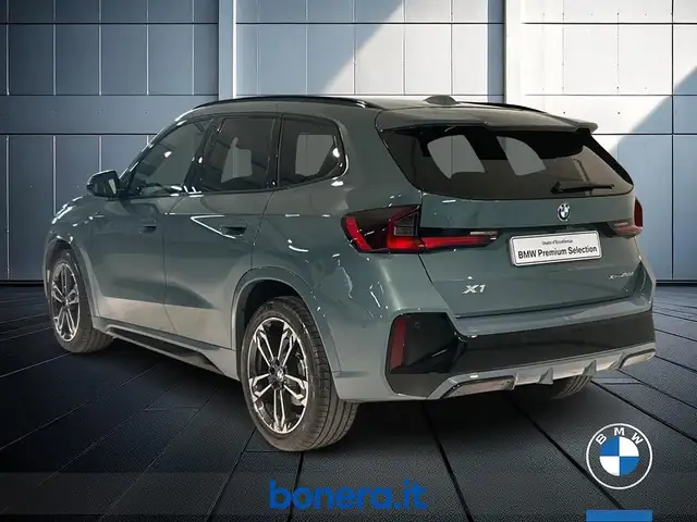 BMW X1 view 8