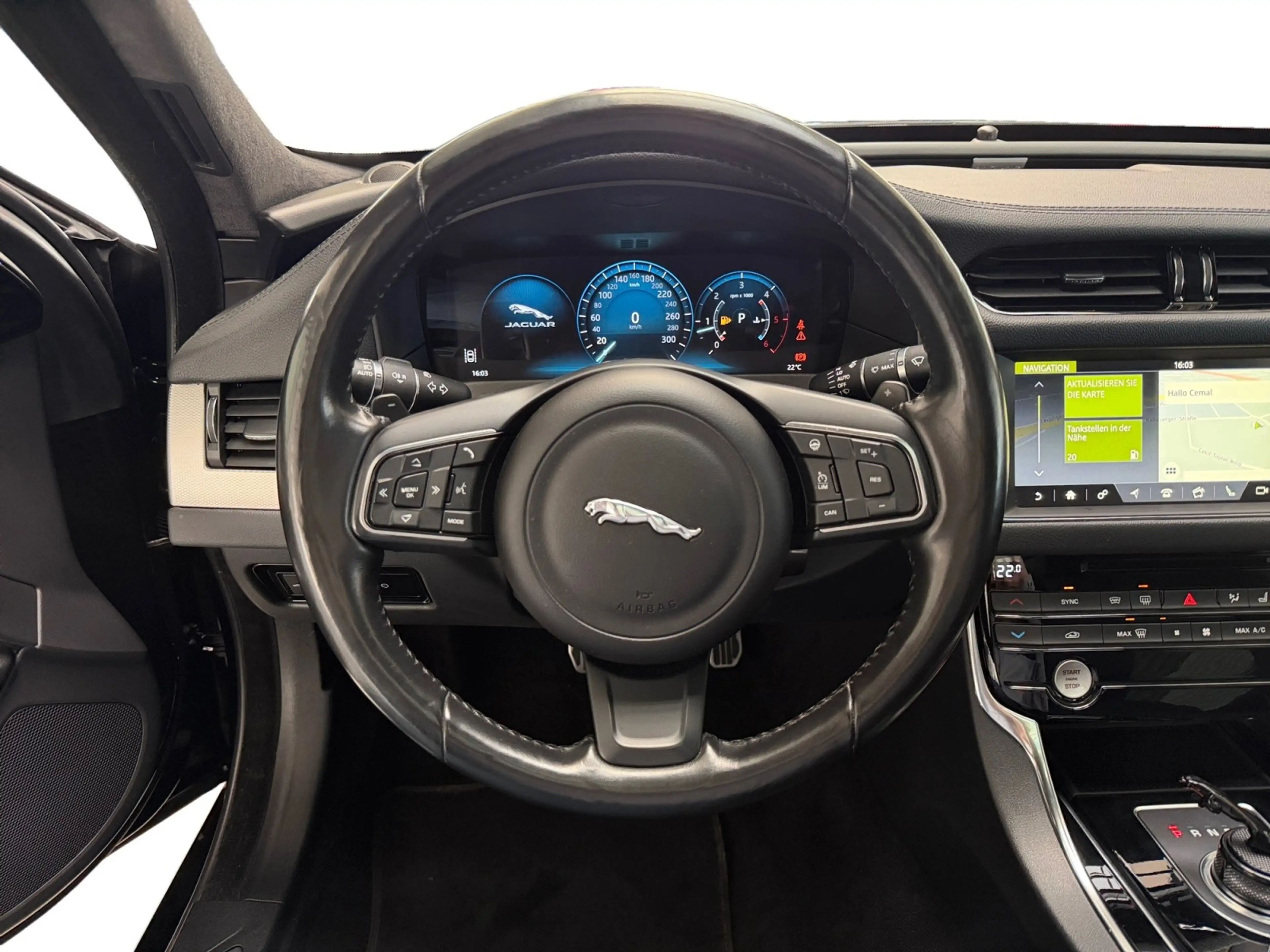 Jaguar XF PURE AUTOMATIK+NAVI+PANO+MERIDIAN+360+ALU+TÜV — photo 12